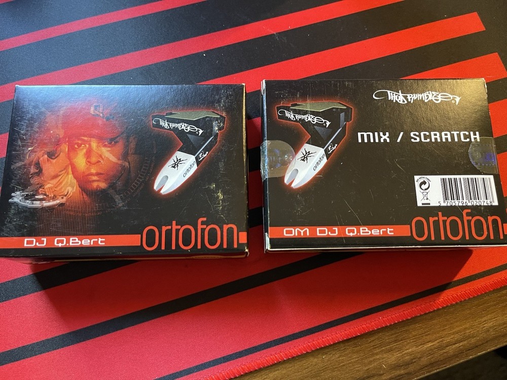 Reloop RP 7000MK2 - Pair W/ Extras !!! EXCELLENT
