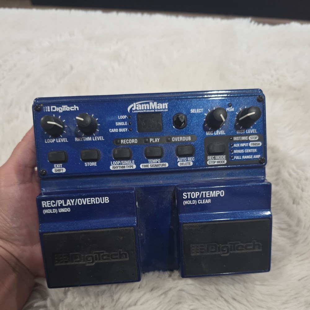 DigiTech JamMan Looper/Phrase Sampler
