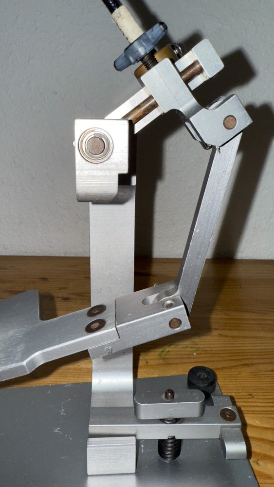 Axis Single Bass Drum Pedal