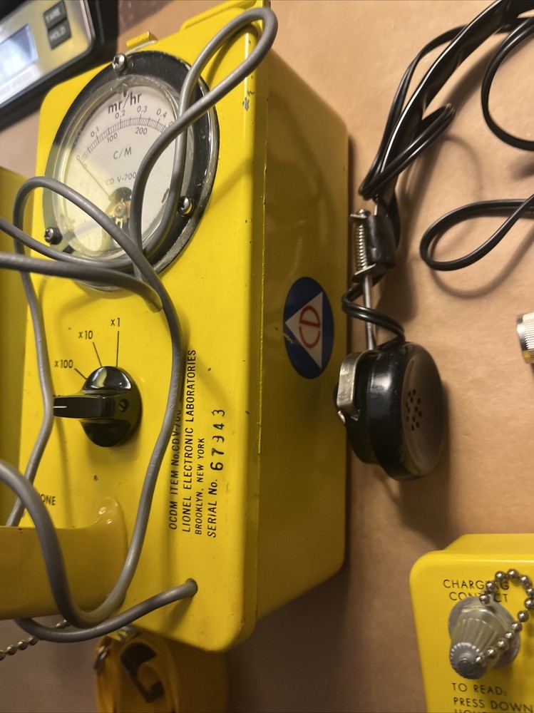 CD V-777-2 Radiation Detection Kit