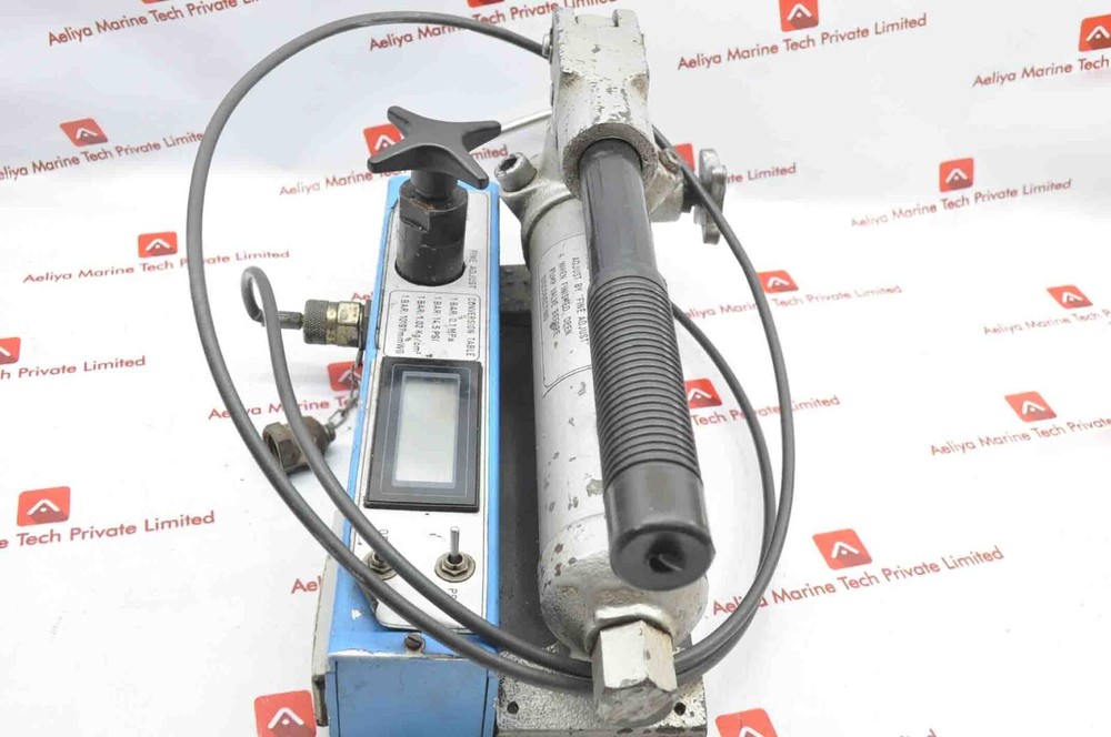Omicron Ote-p202 Pressure Calibrator