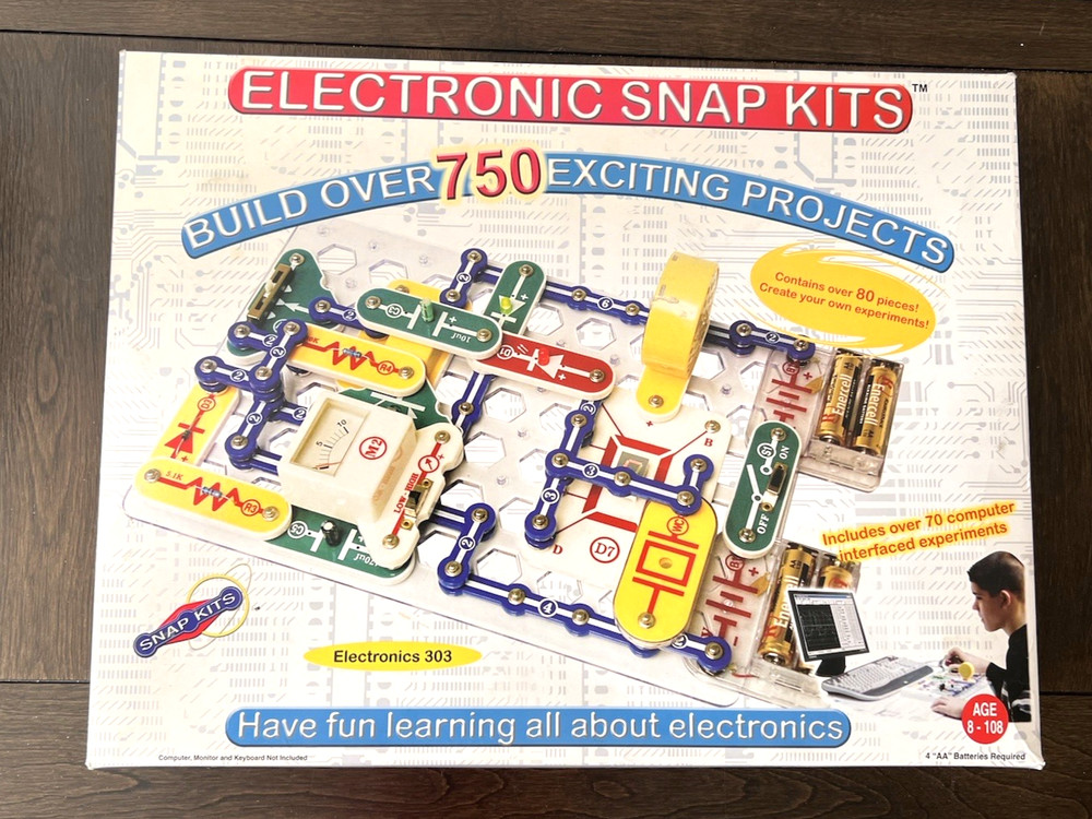 Elenco Electronics Snap Circuits Extreme 750 Experiments Kit (SC750)