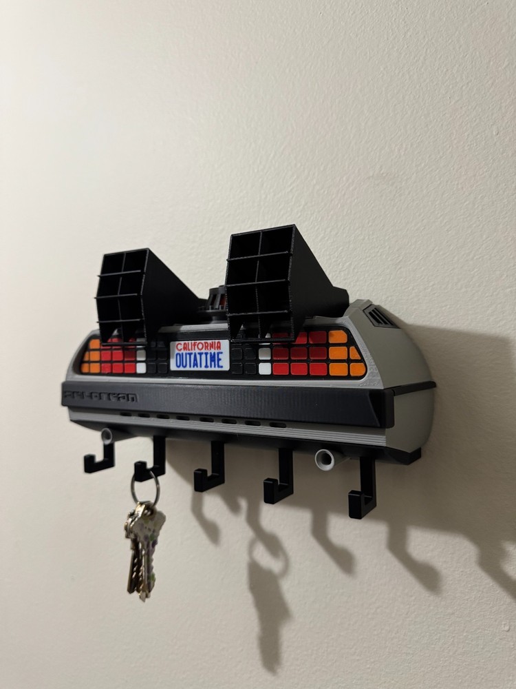 DeLorean Time Machine KeyHanger