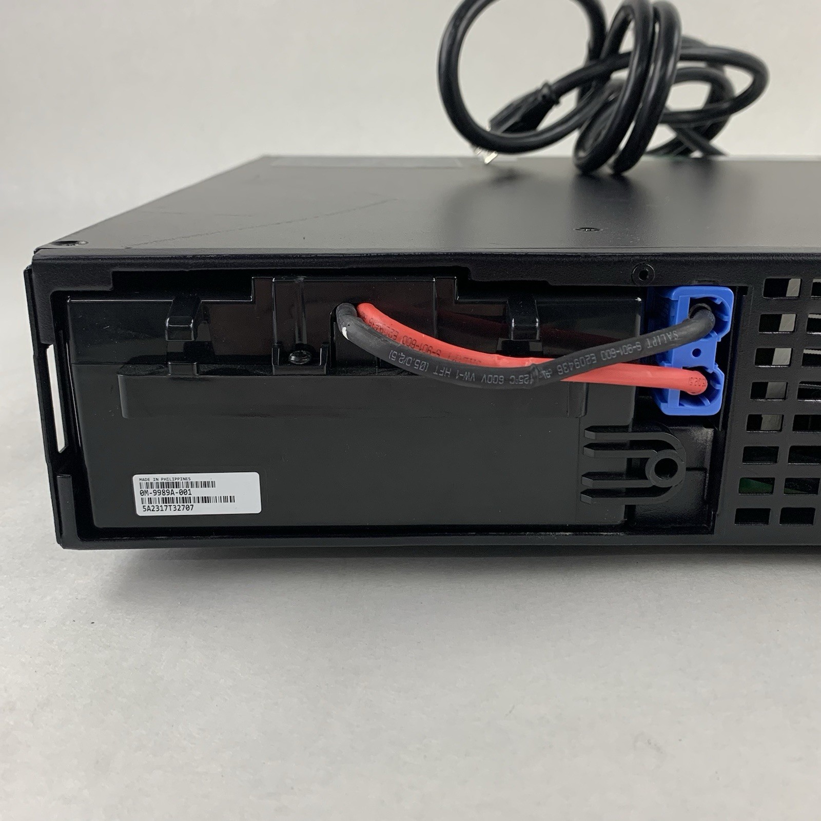 APC SMX1500RM2UCNC Battery Backup UPS Tested No Net Card No Batt No Faceplate