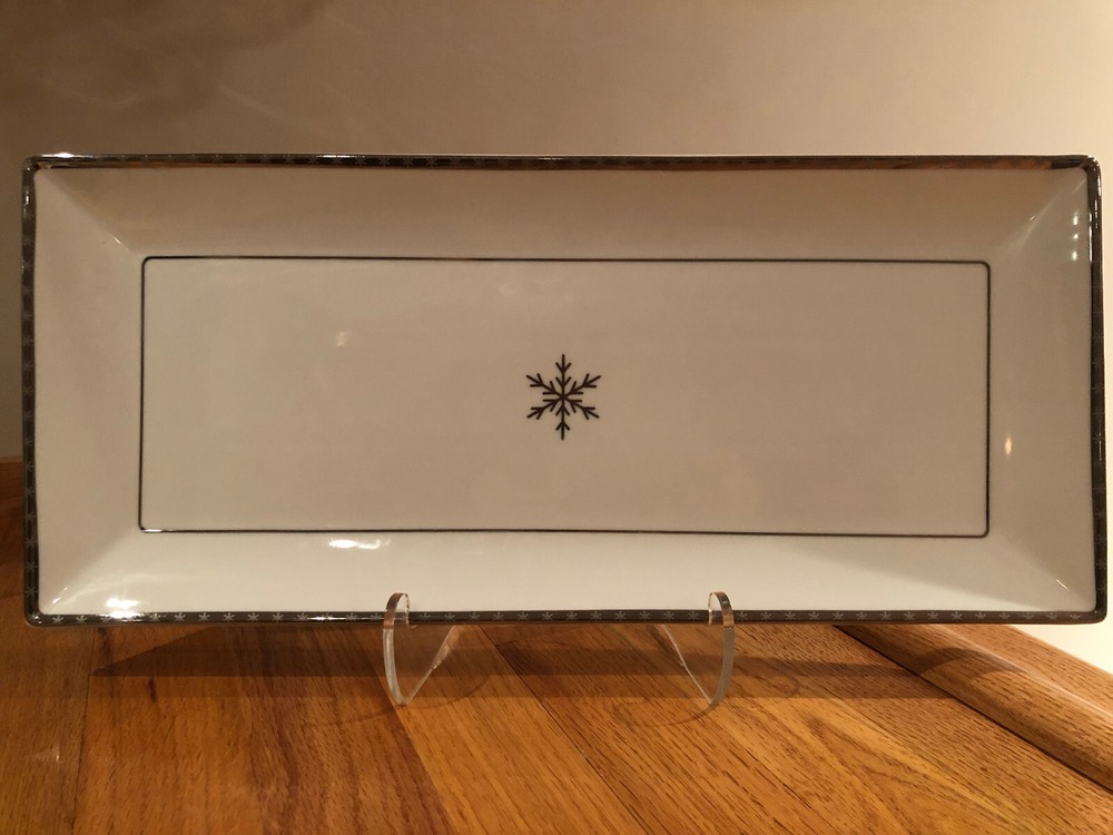 Target Holiday 2011 Gilded Noel 18" Rectangular Porcelain Snowflake Tray ~ NWOB
