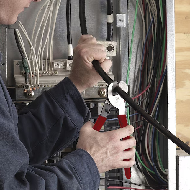 Klein Tools Cable Cutter High-Leverage Heavy Duty Wire Cutting Tool