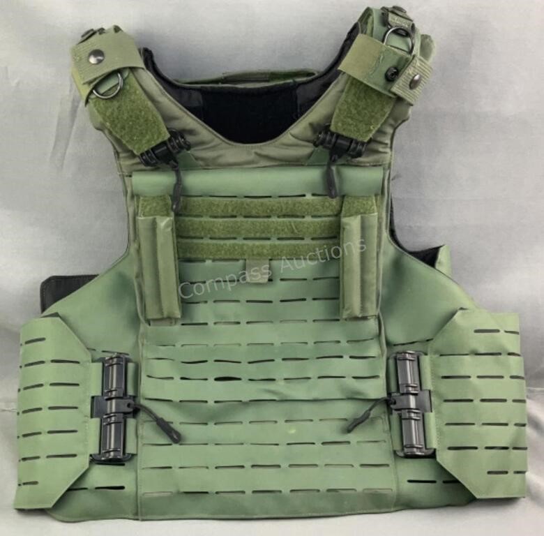Protech Tactical body armor, plate carrier.  Lvl IIIa inserts. Green,  Large