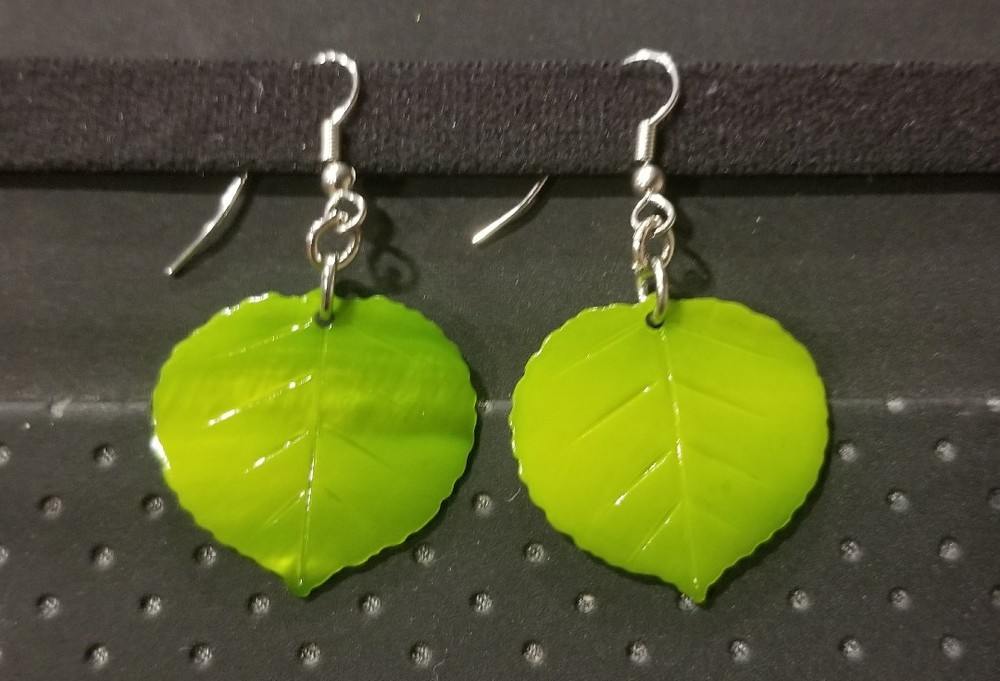 Green Aspin Leaf Painted Sea Shell Earring
