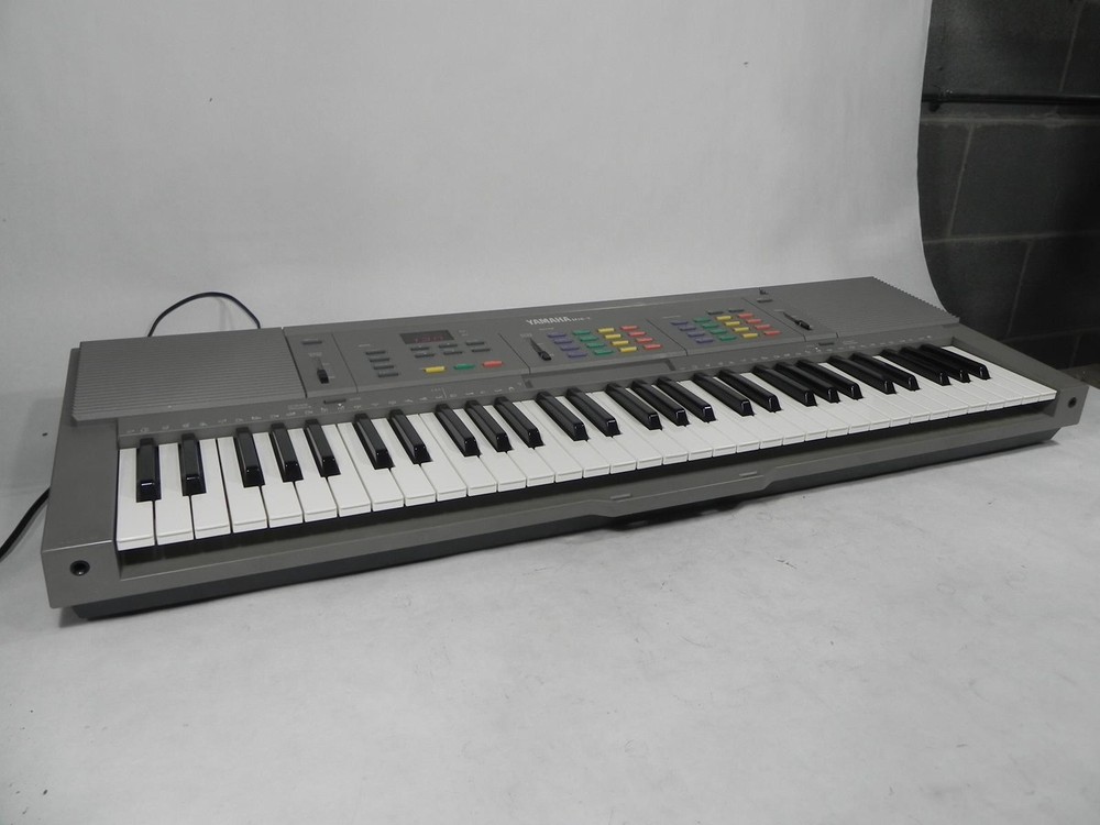 Yamaha MIE-1 61-Key Electronic Keyboard