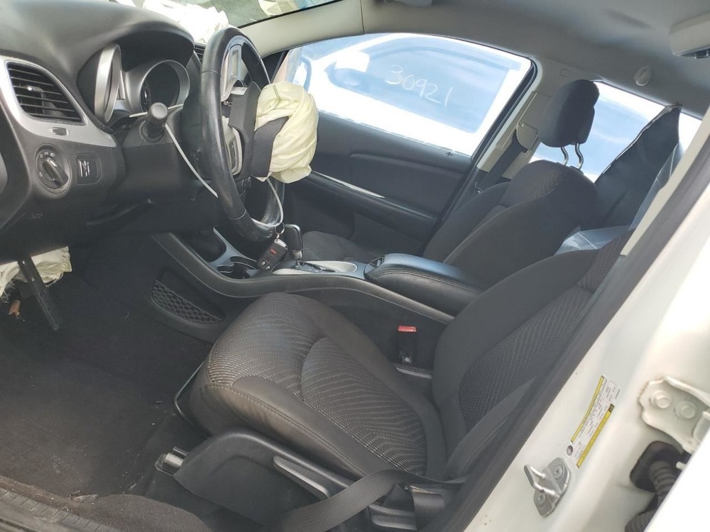 JOURNEY 2014 Glove Box 4708940