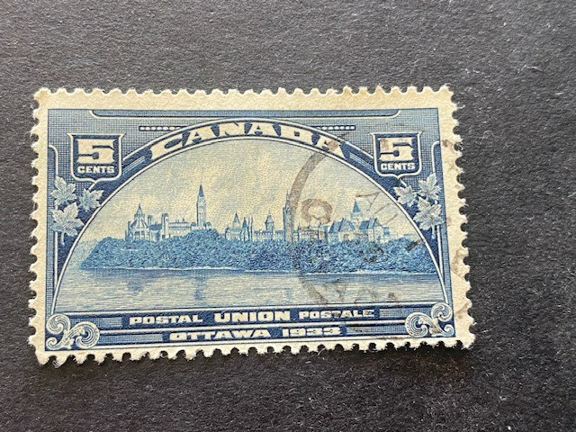 1933 CANADA # # 202,204, SHIPS ,USED