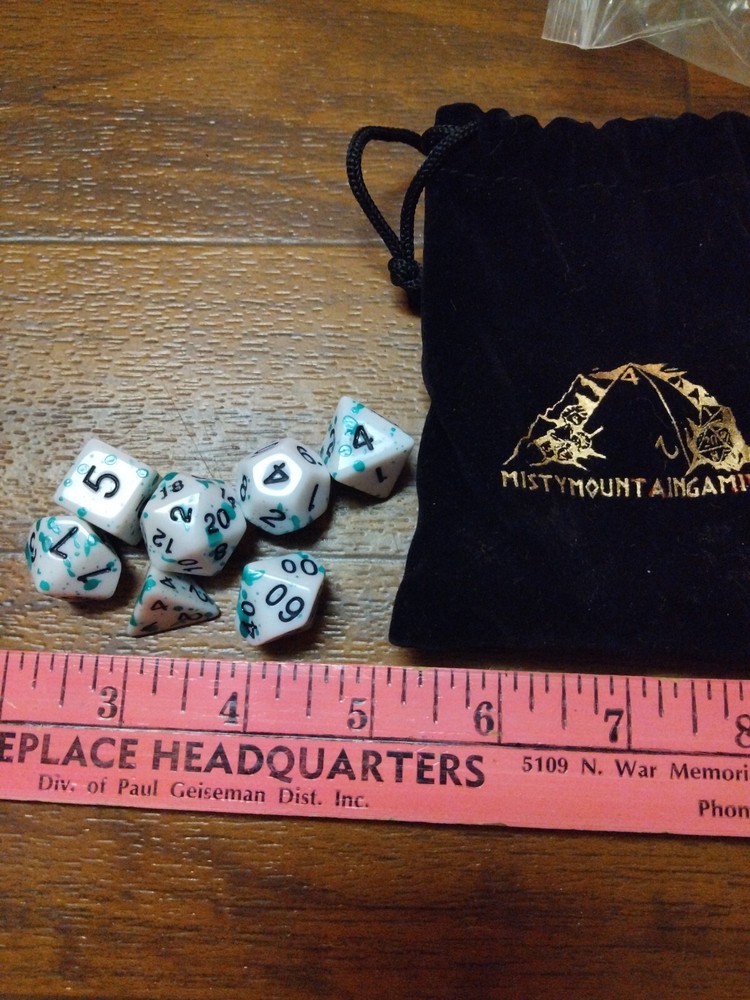 Misty Mountain Seven-piece Gaming Dice