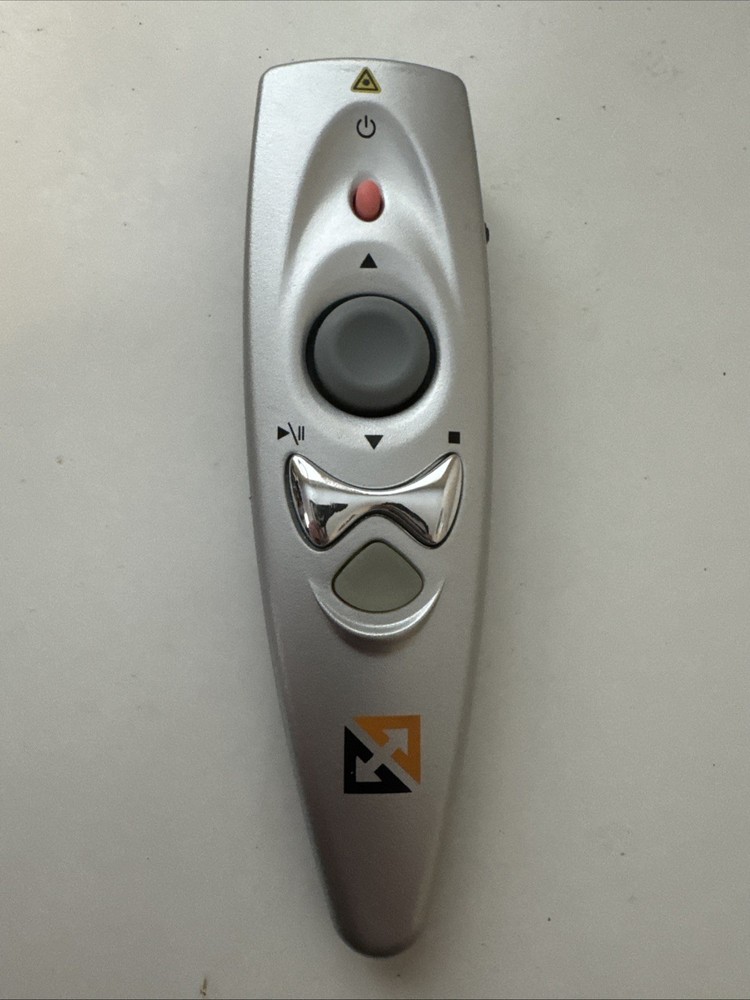 Keyspan TSAM-001  Universal Wireless Remote Control Mouse Laser Pointer Silver