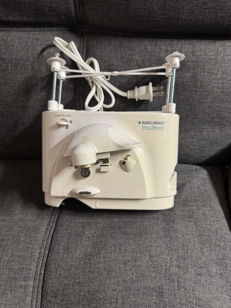 BLACK & DECKER Spacemaker Under Counter Can Opener White With Mounting Hardware
