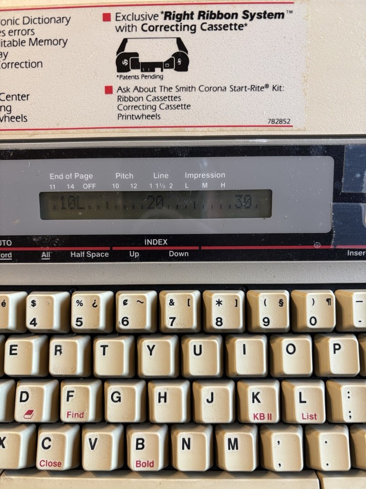 Smith Corona XD-5600 Electronic Memory Typewriter, Pre-Owned, Tested.