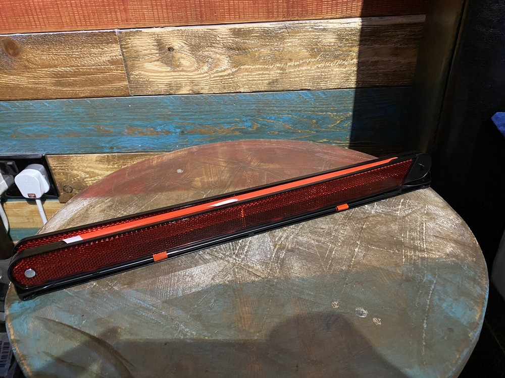 2014 Audi Warning Triangle