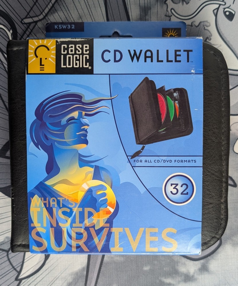 Case Logic 2002 Pro Sleeve 32 CD Case New