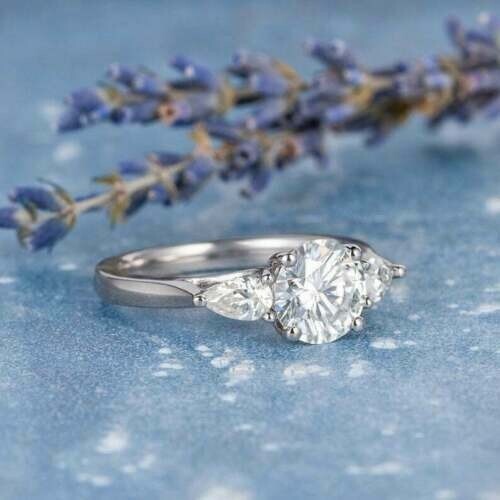 Round Cut Lab-Created 3.30 Ct White Diamond Wedding Ring 925 Sterling Silver