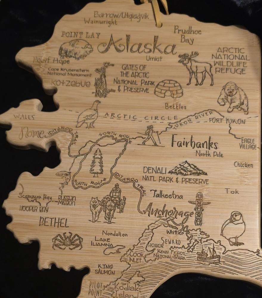 NWT Bamboo State Cutting Board Alaska Map State