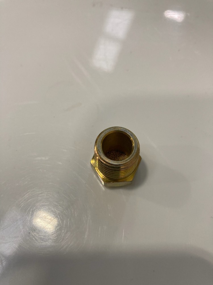 FV-.375 3/8" NPT Filter Vent Plug