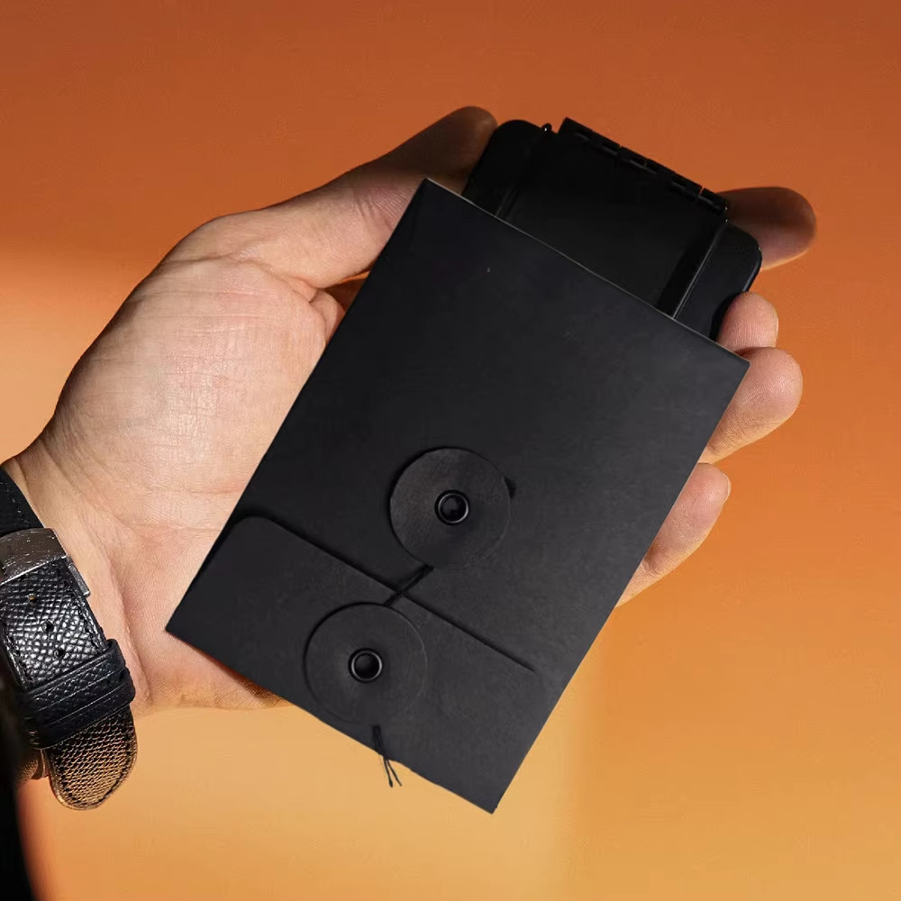 EASYLOPES - Card To Sealed Envelope Magic Trick (Black)