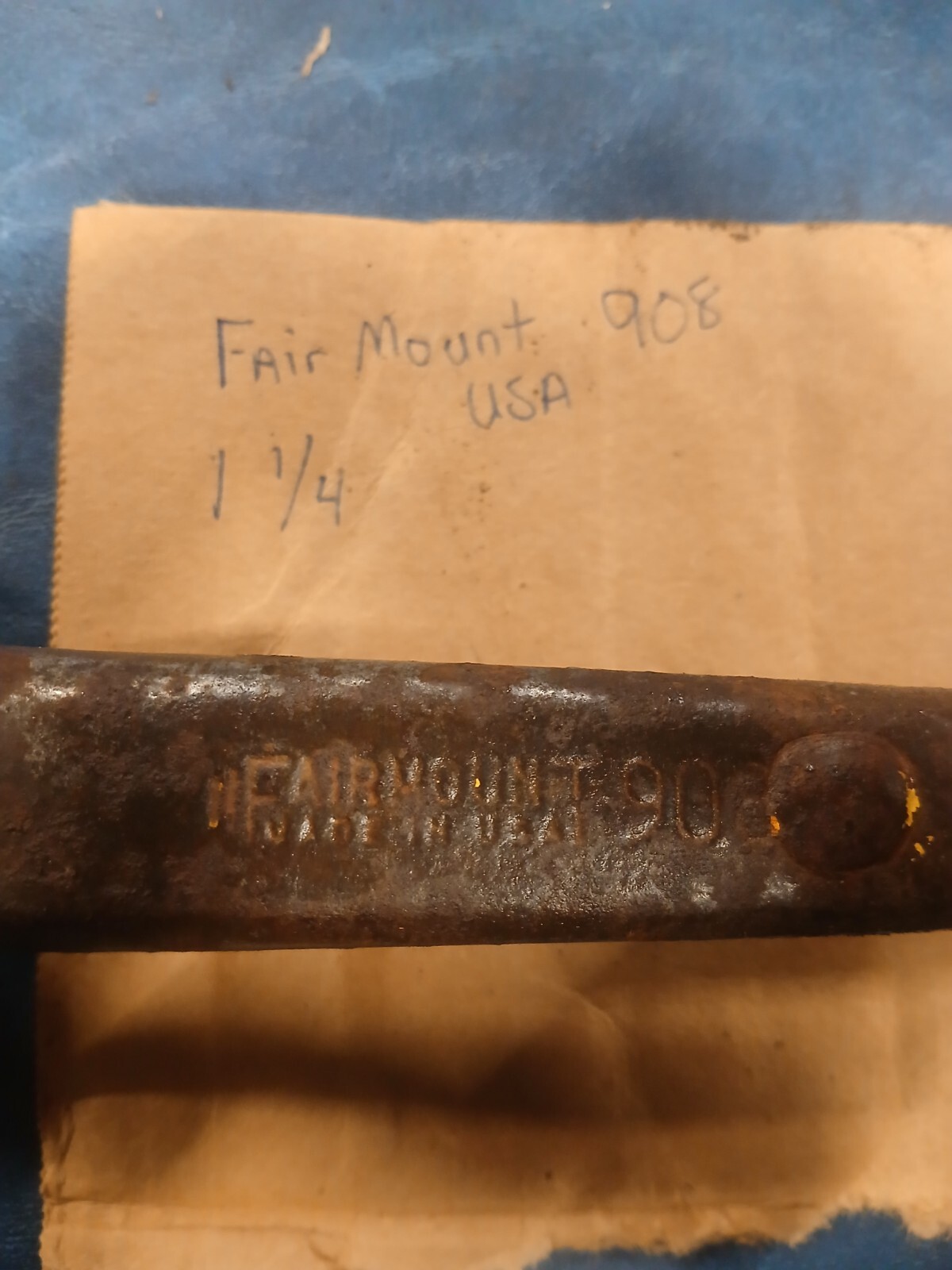 Vintage FAIRMOUNT ~ 1 1/4" Steel Workers T-208 SPUD WRENCH Long~ Made in USA