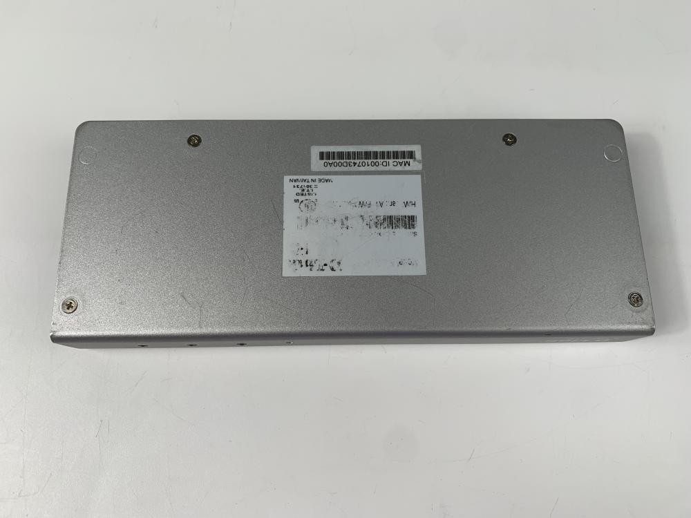 D-Link KVM-410 Silver - Fair Condition