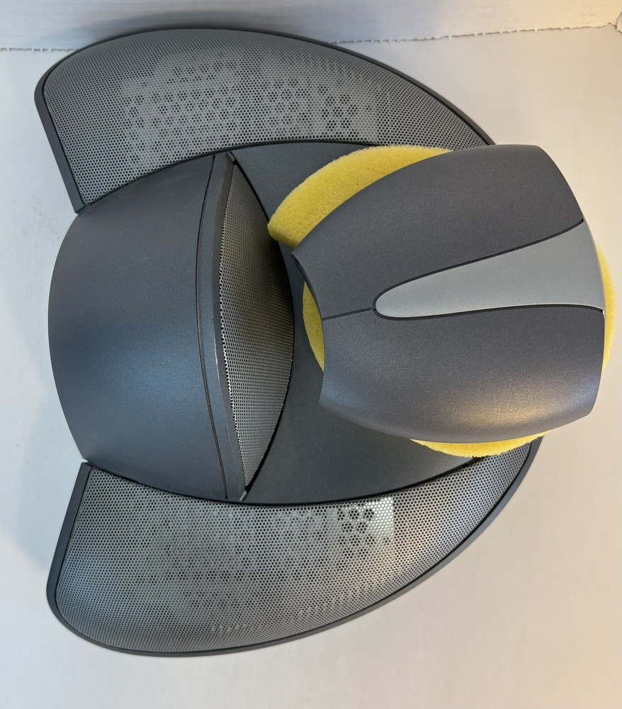 Polycom VSX 7000 NTSC Camera Video Conferencing System W/ Remote & Cables