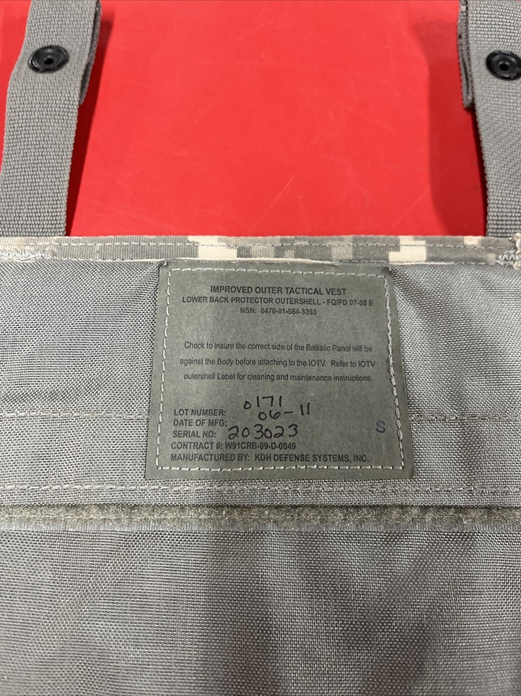 ACU LOWER BACK PROTECTOR WITH SOFT INSERT PRE-OWNED ACU DIGITAL CAMO