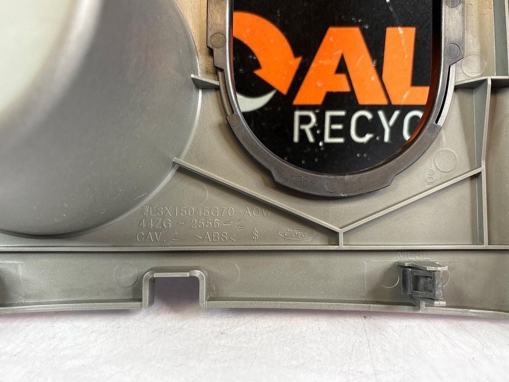 Cup Holder LINCOLN MARK LT 07