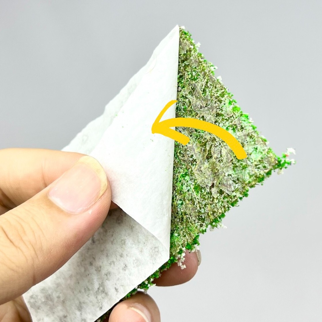 12mm High SATIC GRASS Bush Tufts HO train railway SCENICS MODEL TRAIN SCENERY