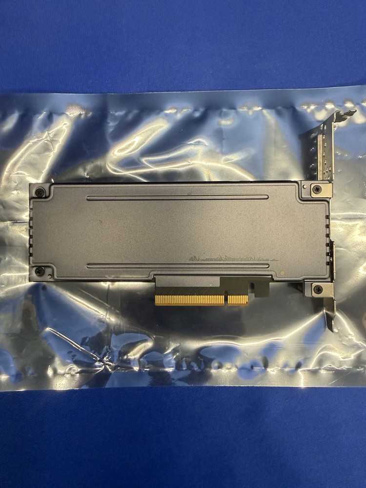 Dell Express Flash PM1725b 1.6TB AIC SSD Solid State Drive Flash Drive - Working