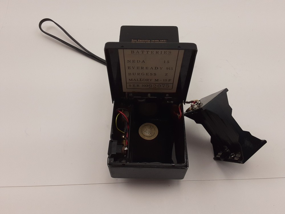 Ross 11 Transistor Transceiver, Turns On With Static, 1960s