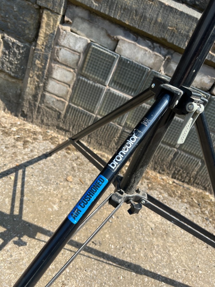 Broncolor Senior Light Stand - 112AC - EXCELLENT condition