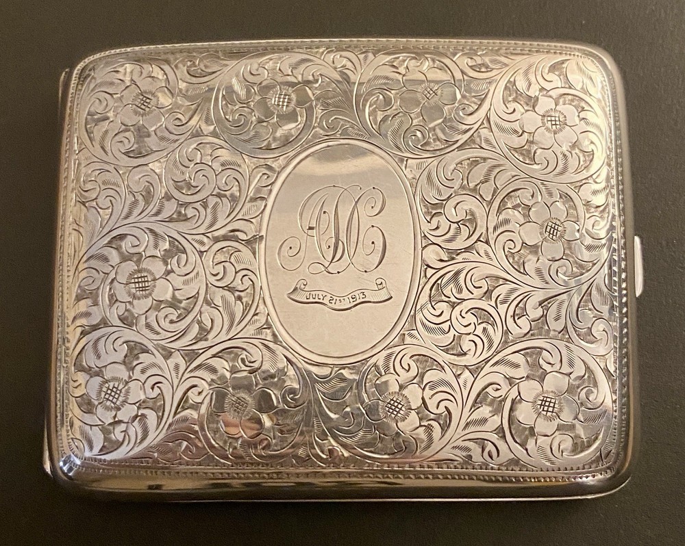 HEAVY VINTAGE SOLID SILVER CIGARETTE CASE - BIRMINGHAM 1912