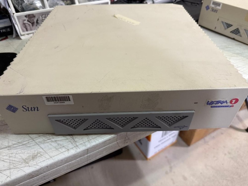 Sun Microsystems A12 ULTRA SPARC driven ULTRA 1 CREATOR 3D Workstation, NO HDD