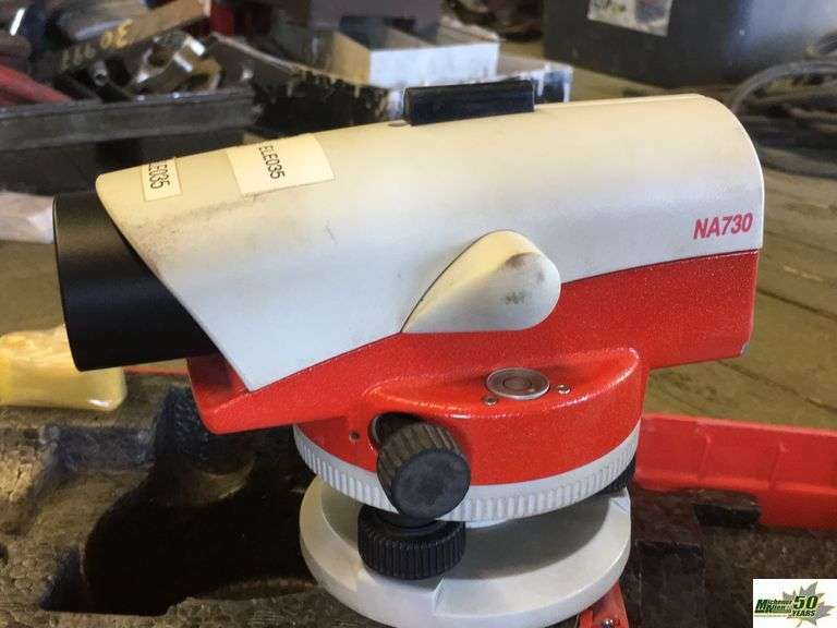 Leica NA730 Automatic Laser Level