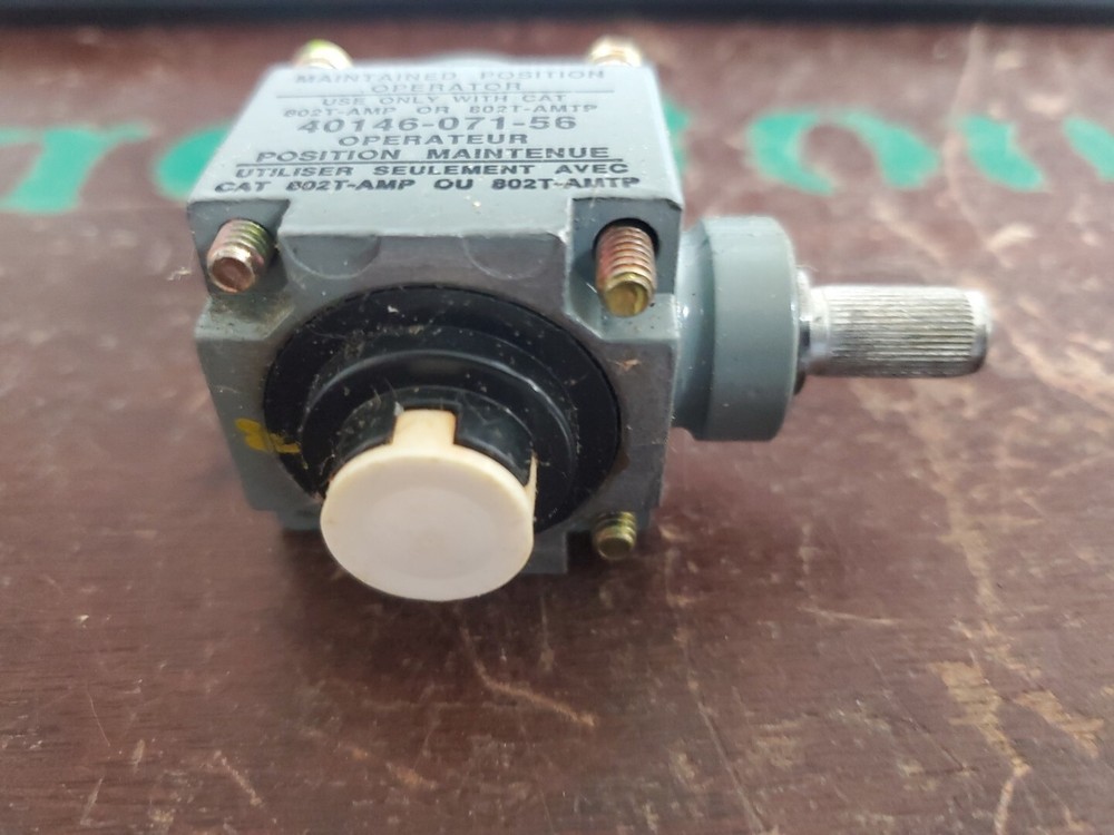 Allen Bradley 40146-071-56 Maintained Position Operator (TA15MS)