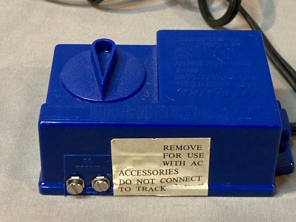 LIFELIKE Variable Speed Hobby Transformer 120V Reverse and Forward