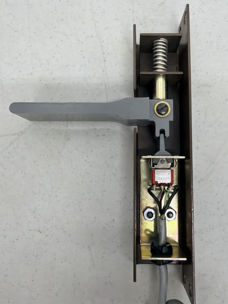 Pelton & Crane Chairman CM Return Foot Switch Assembly