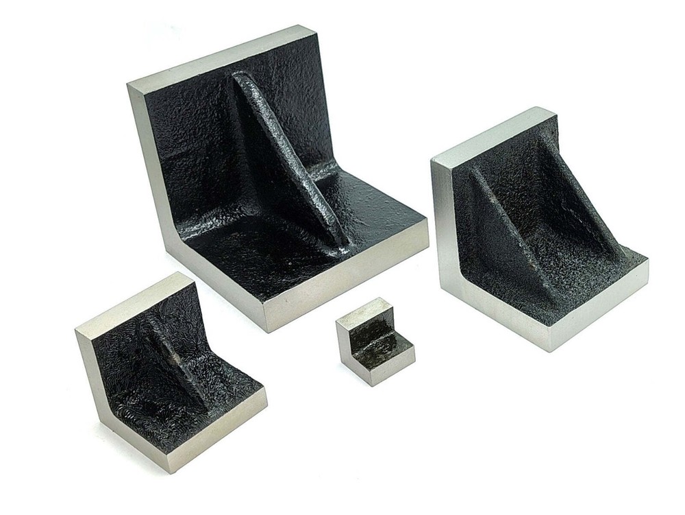 Stress Relieved Caste Iron Solid Webbed Angle Plate