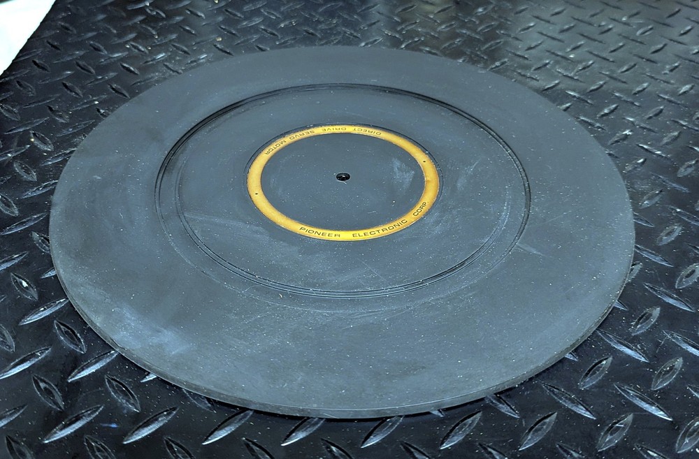 Rubber mat from Pioneer PL-510 turntable