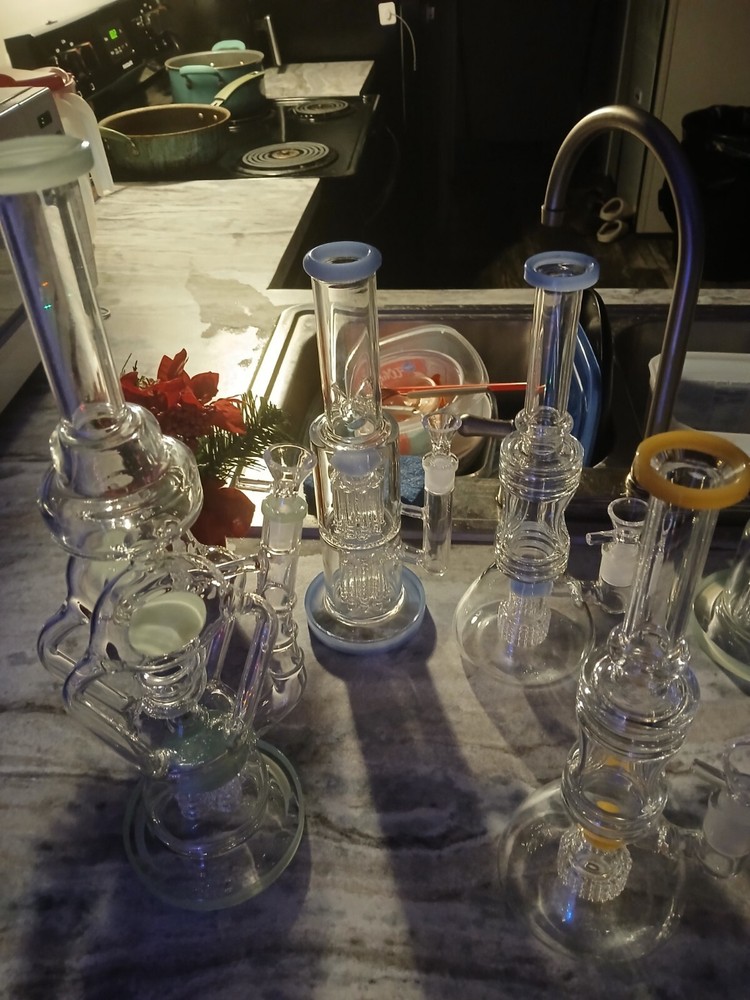 In Home Smoke Shop