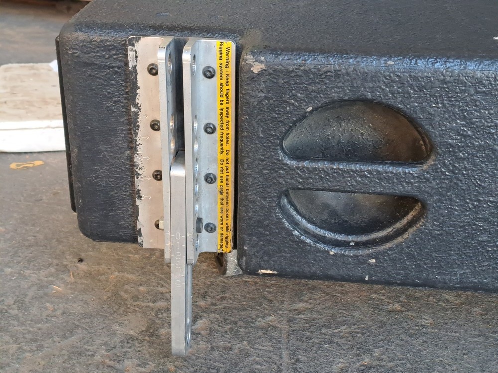 Adamson Y10 3Way Mid-Size Line Array Speaker UNLOADED