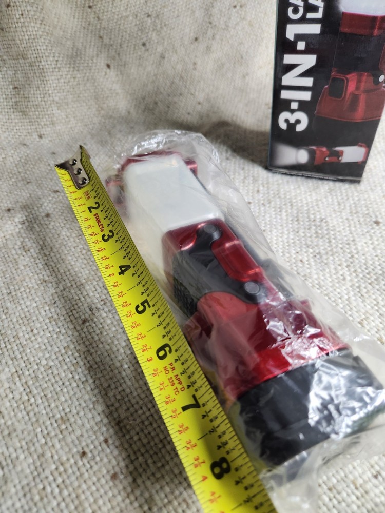3-IN-1 FLASHLIGHT / LANTERN COMBO Camping Red New Open Box