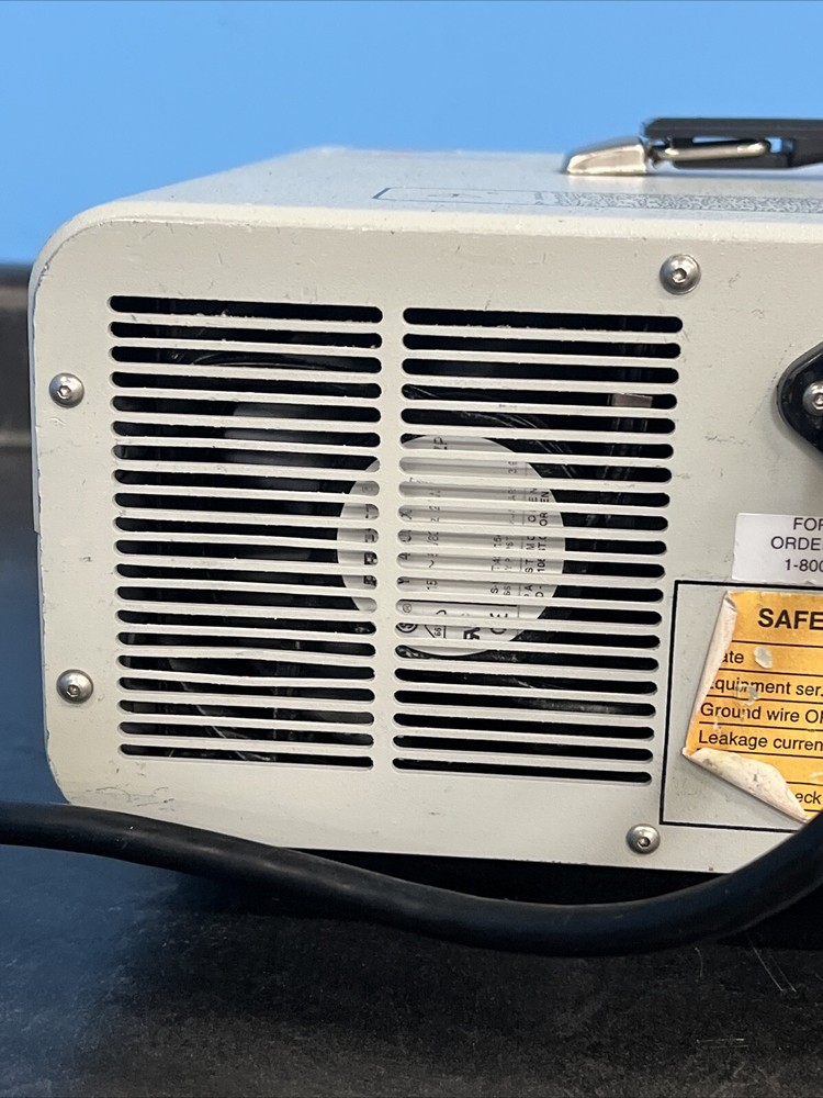 Xenon Series 9000 LUXTEC 9300 Light Source