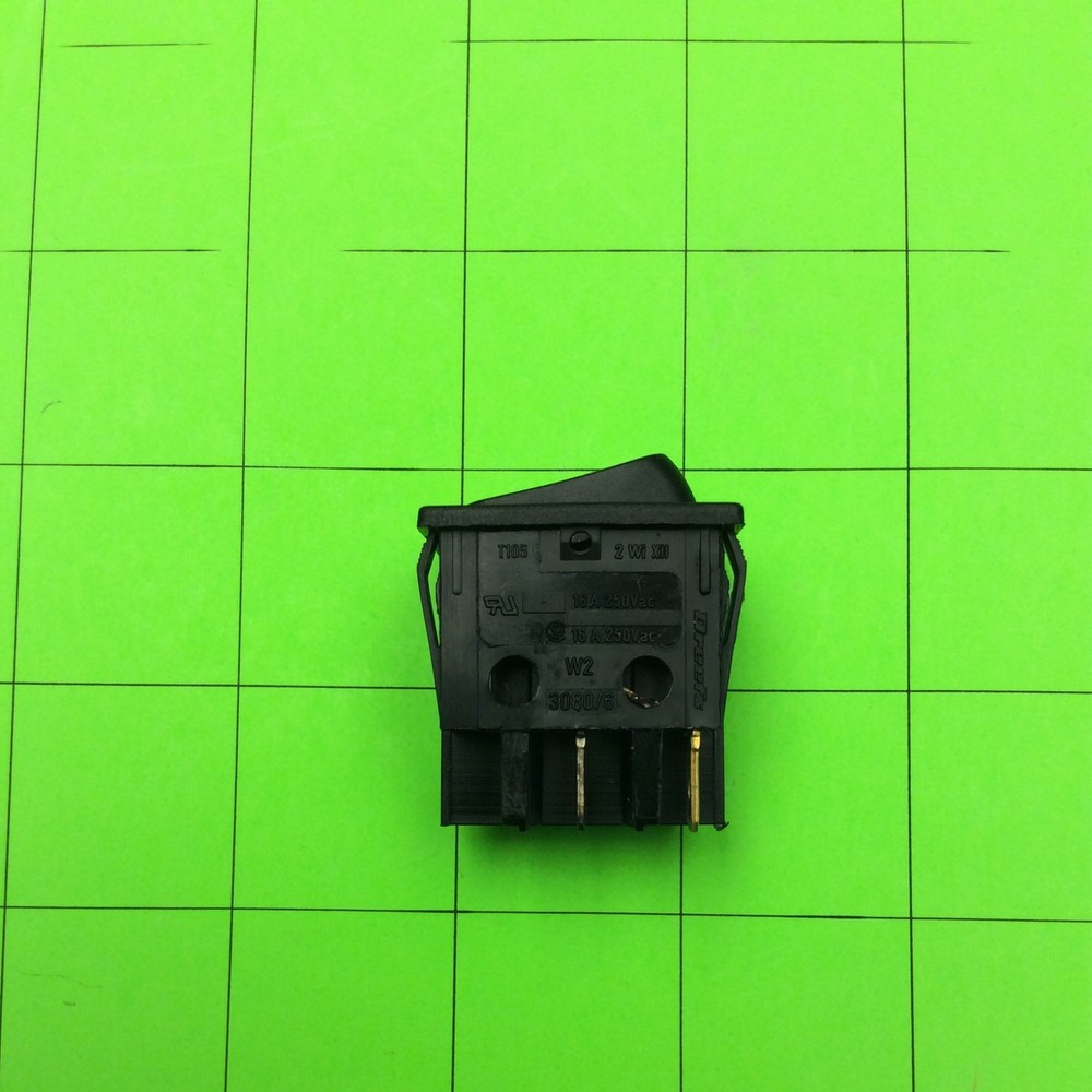 UPS Battery Backup 3080/6 Switch