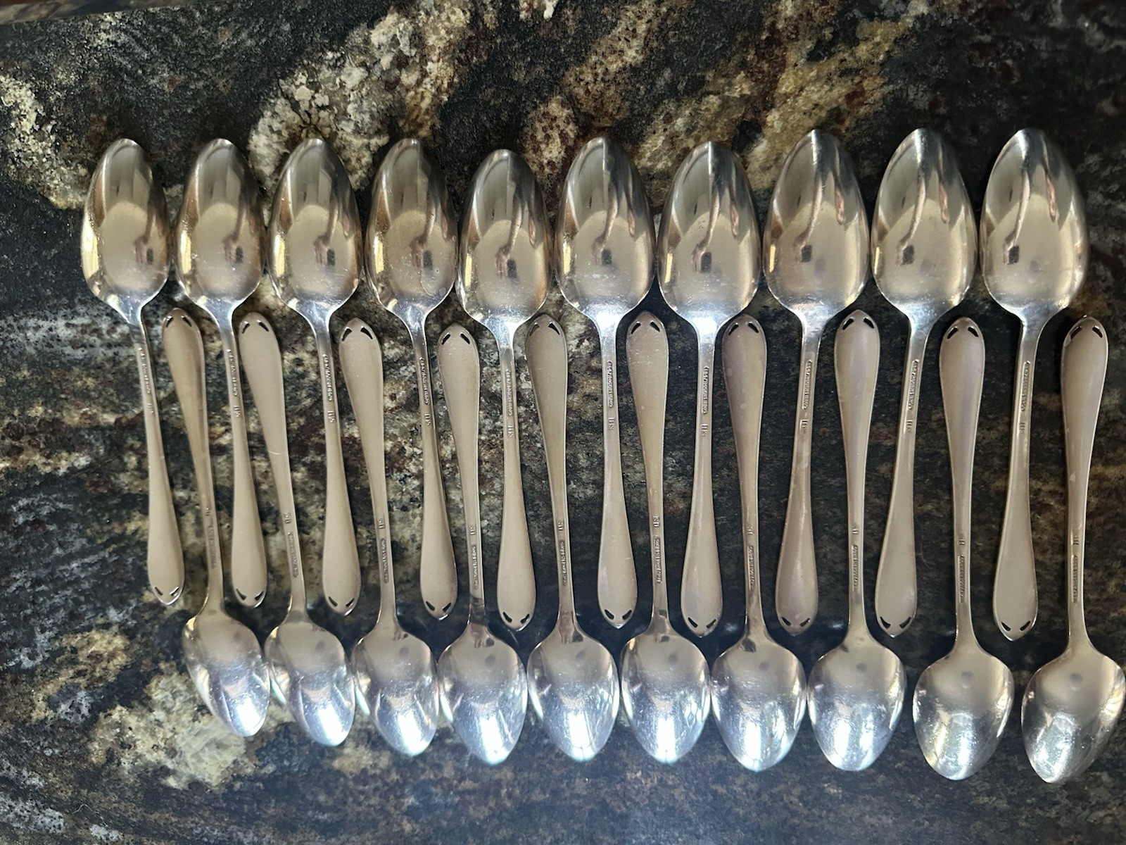 1847 Rogers Bros Silverplate IS-Teaspoons (Set Of 20) Lovelace pattern Made 1936