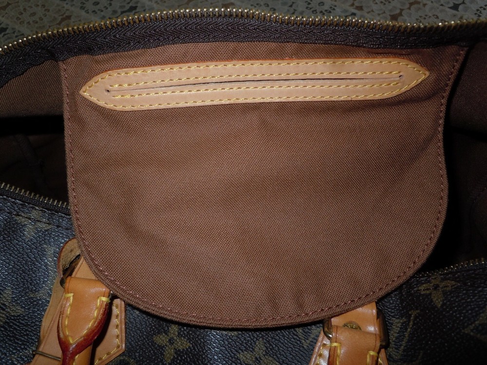 Auth. Louis Vuitton monogram speedy 40.  ( A5 ) .