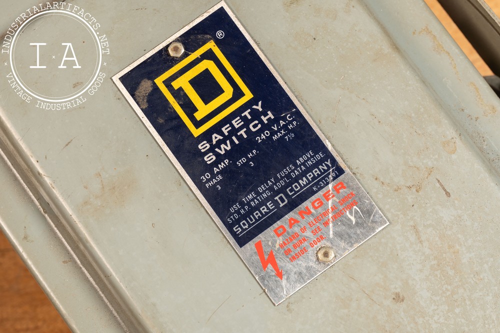 Vintage Square D H-321 Safety Switch
